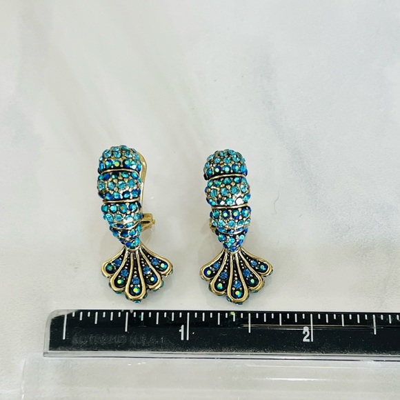 Heidi Daus 🆕 " Lobster Tails” size 8 ring - Picture 8 of 10